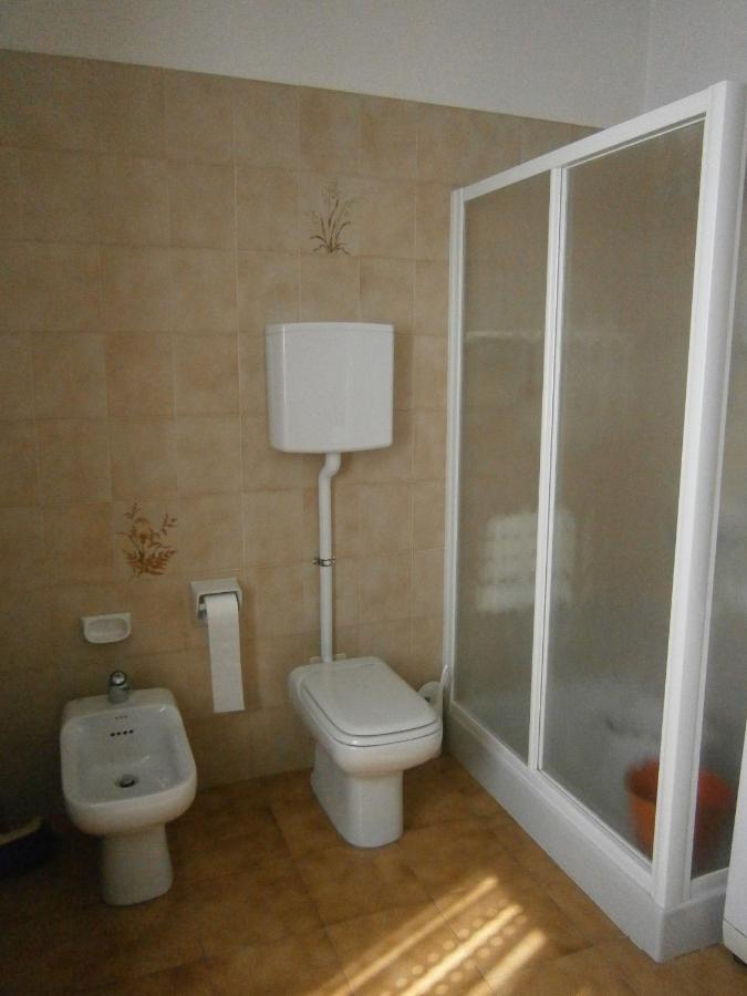 Casa In Riva Al Lago Varenna Ngoại thất bức ảnh