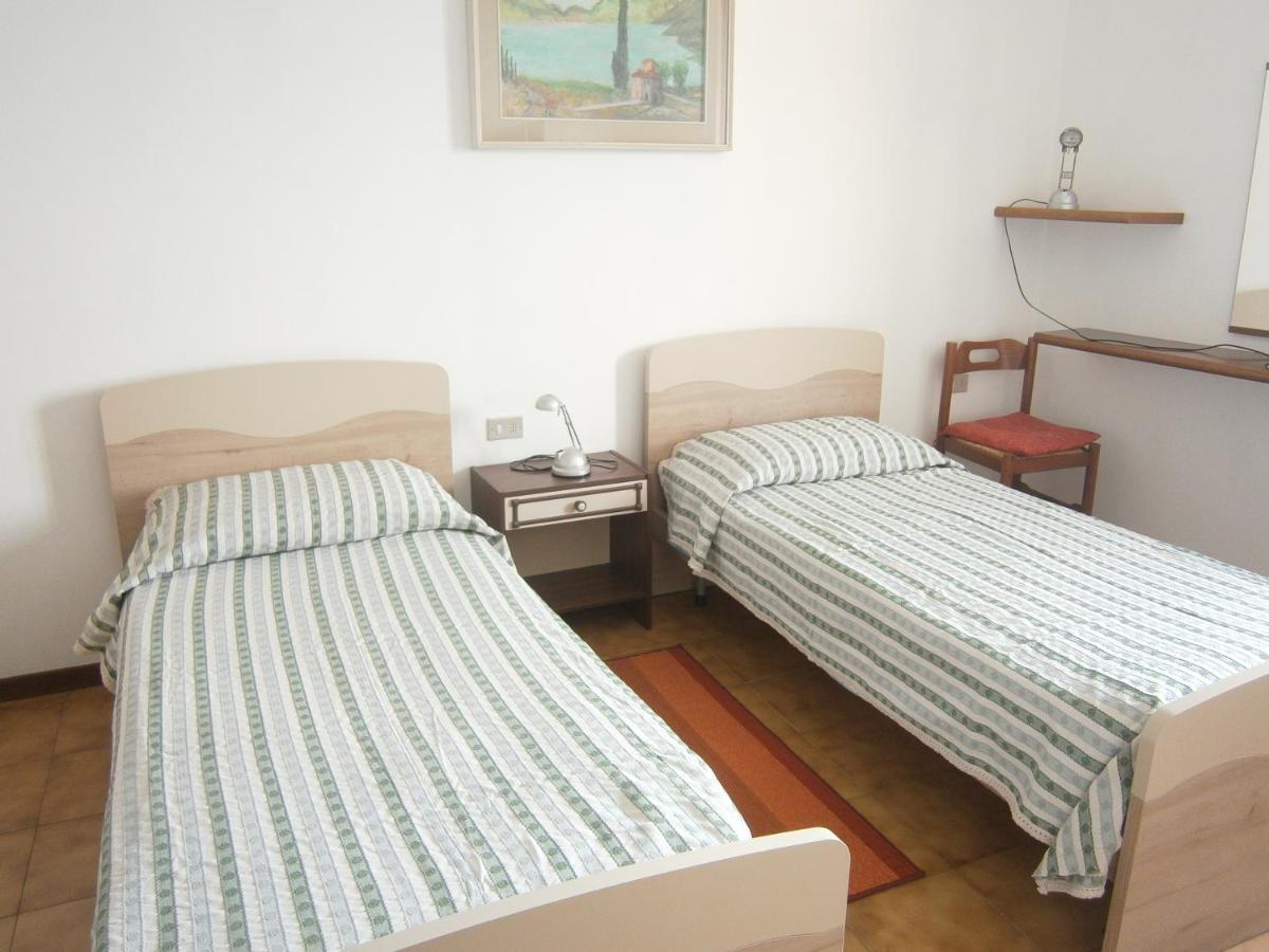 Casa In Riva Al Lago Varenna Ngoại thất bức ảnh