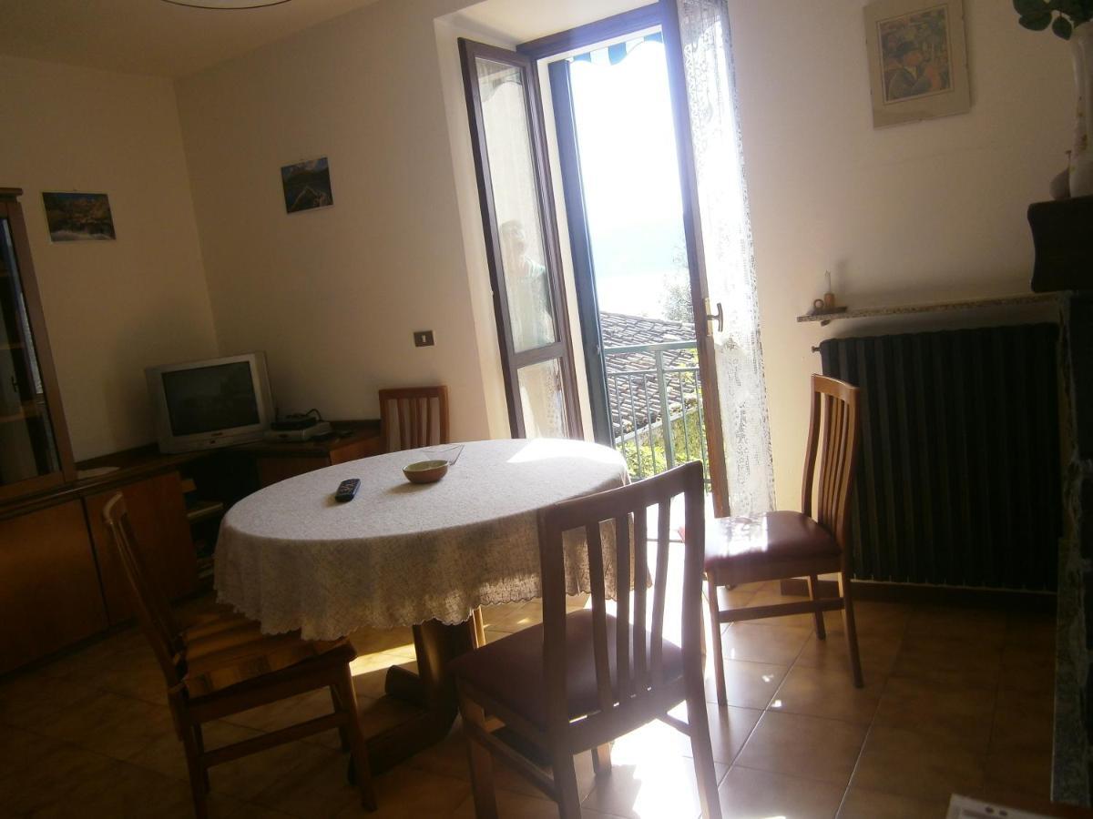 Casa In Riva Al Lago Varenna Ngoại thất bức ảnh