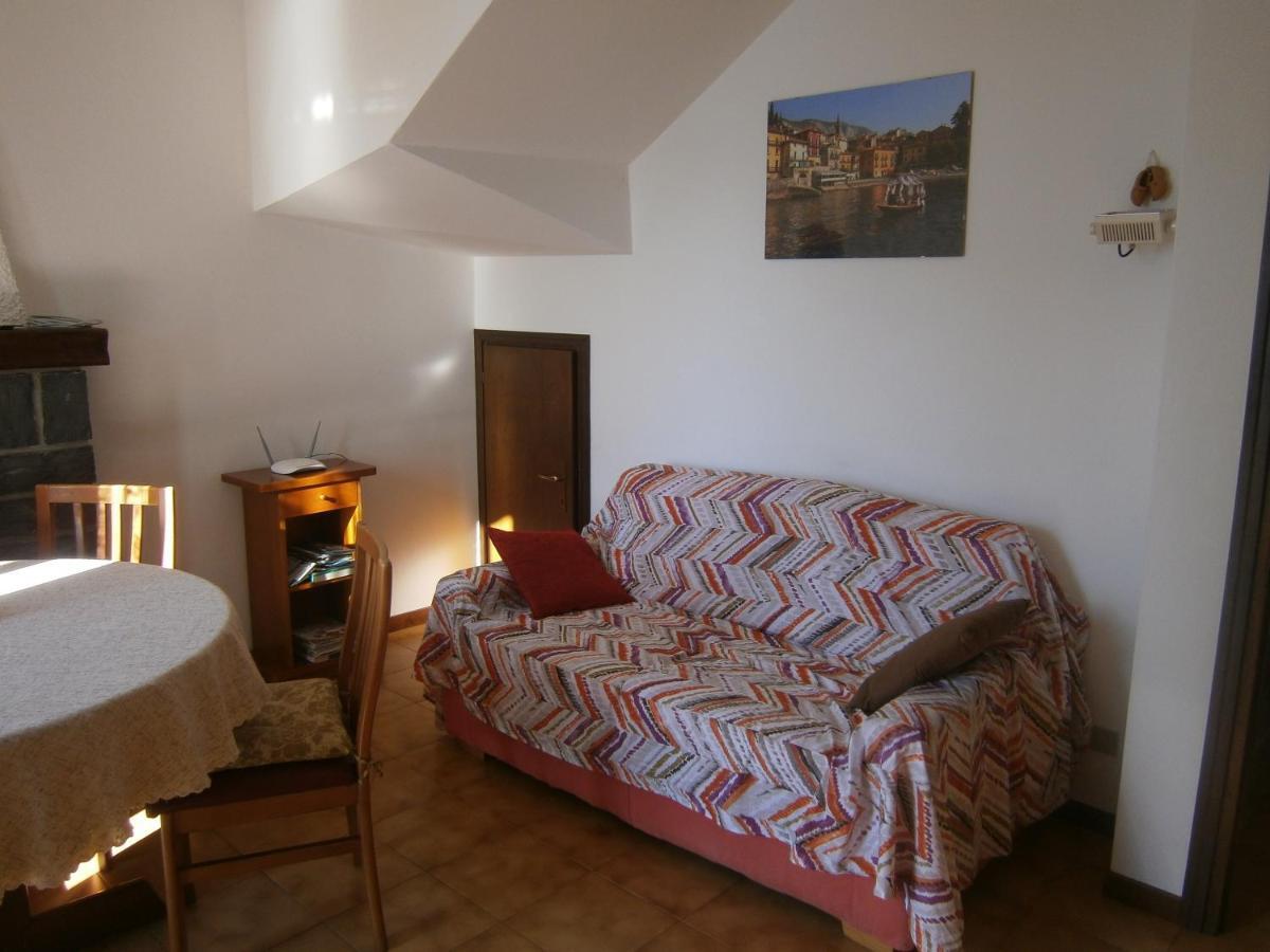 Casa In Riva Al Lago Varenna Ngoại thất bức ảnh