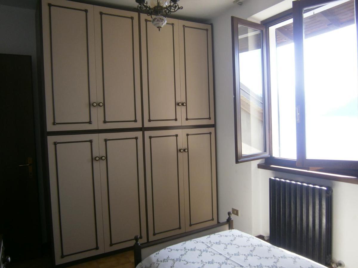 Casa In Riva Al Lago Varenna Ngoại thất bức ảnh